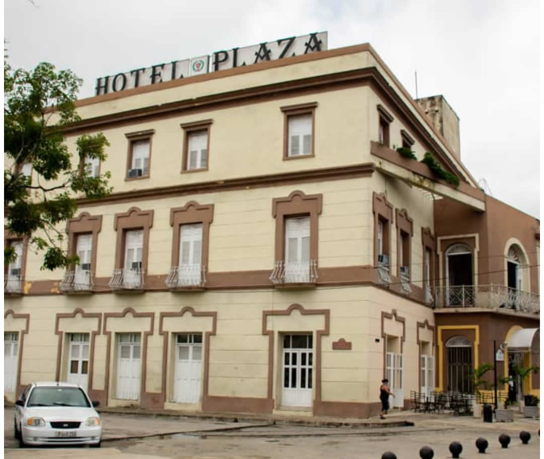 hotel plaza