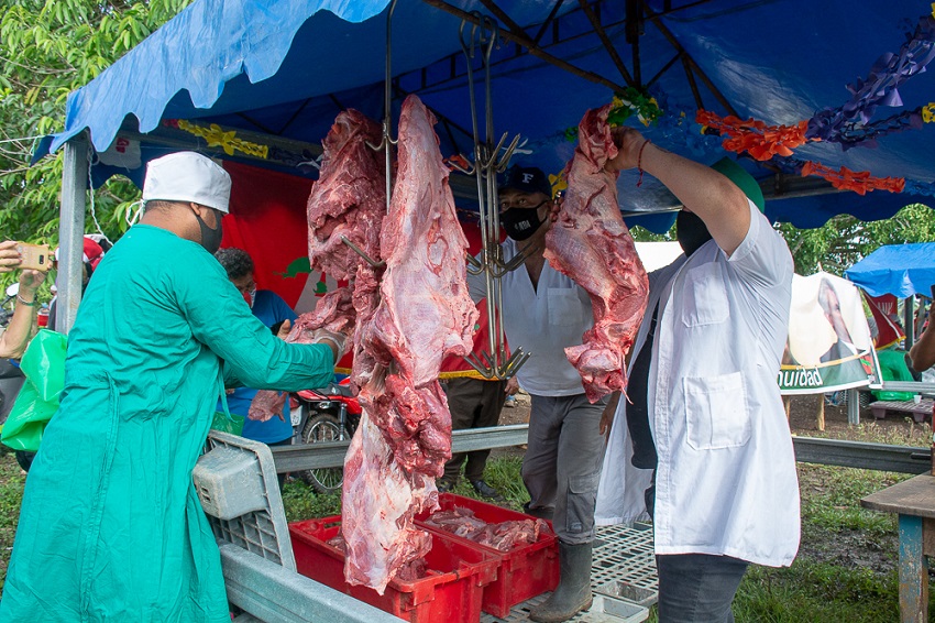 7 palmas venta de carne de res trabajo comunitario tradiciones campesinas alejo 6982